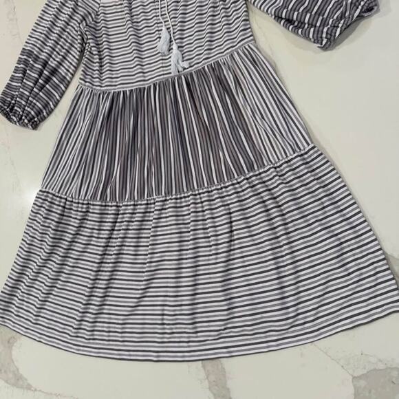 Violet Weekend Gray Purple Stripe Tasseled Neck Tiered Midi Dress Women's Medium - Picture 2 of 8